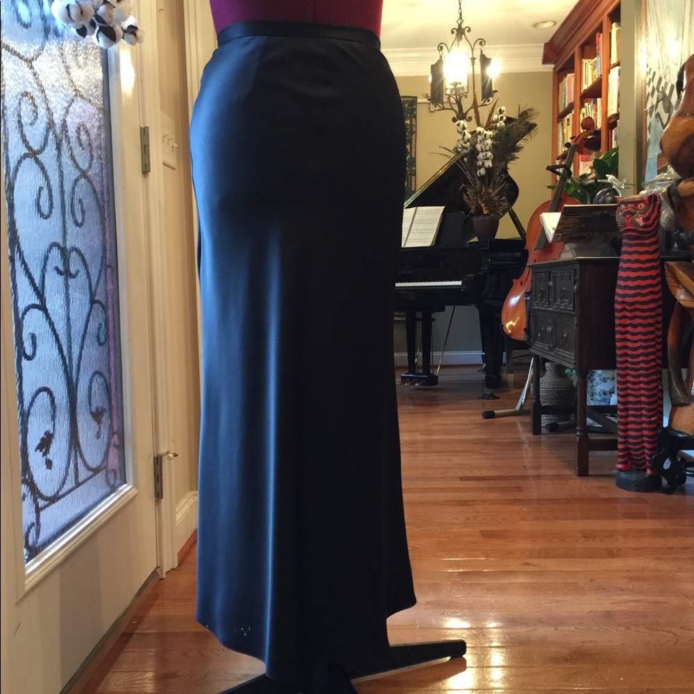 Elegant Long Formal Length Silky Black Skirt NWOT